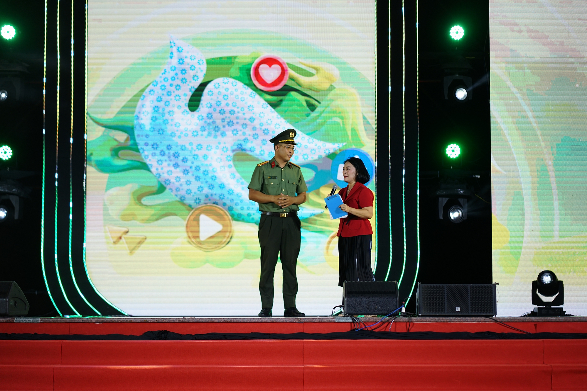 Bộ C&ocirc;ng an ph&aacute;t động cuộc thi s&aacute;ng tạo video "Tổ quốc b&igrave;nh y&ecirc;n"- Ảnh 4.