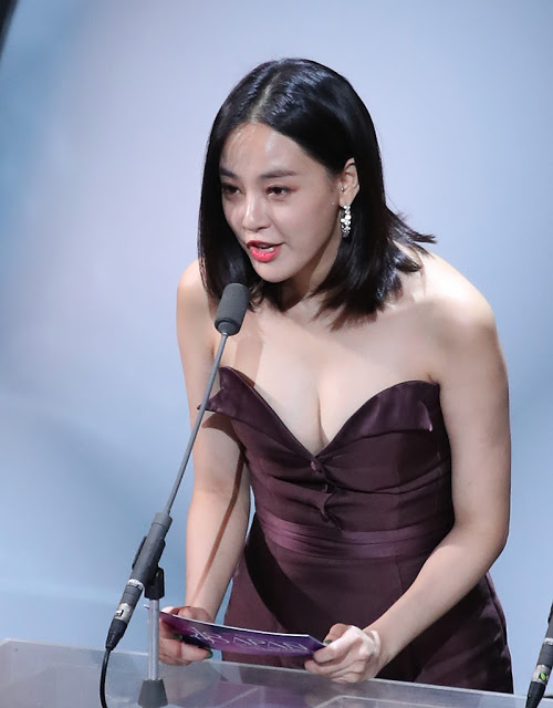 G-Dragon bị nữ diễn vi&ecirc;n bốc lửa nhất nh&igrave; showbiz &ldquo;đ&aacute;&rdquo; phũ ph&agrave;ng v&igrave; l&yacute; do bất ngờ?- Ảnh 7.