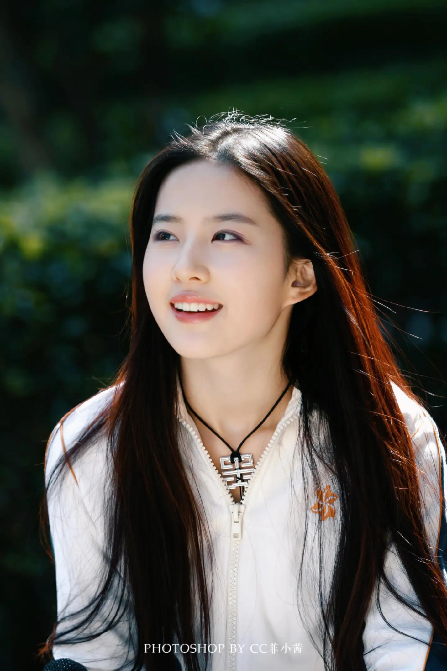 Nh&igrave;n Lưu Diệc Phi 25 năm trước đ&uacute;ng l&agrave; visual "vắt ra nước", đến c&aacute;i t&ecirc;n cũng trở th&agrave;nh t&iacute;nh từ chỉ sắc đẹp- Ảnh 6.