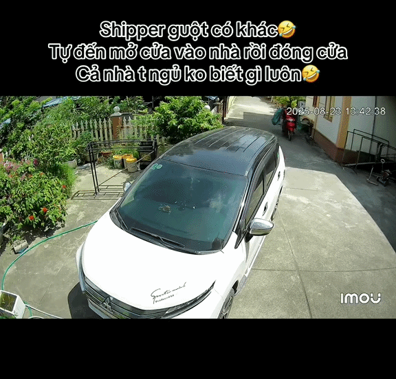 2h chiều kh&aacute;ch đang ngủ trưa, shipper bị camera an ninh&nbsp;ghi lại chuỗi hoạt động &acirc;m thầm- Ảnh 1.