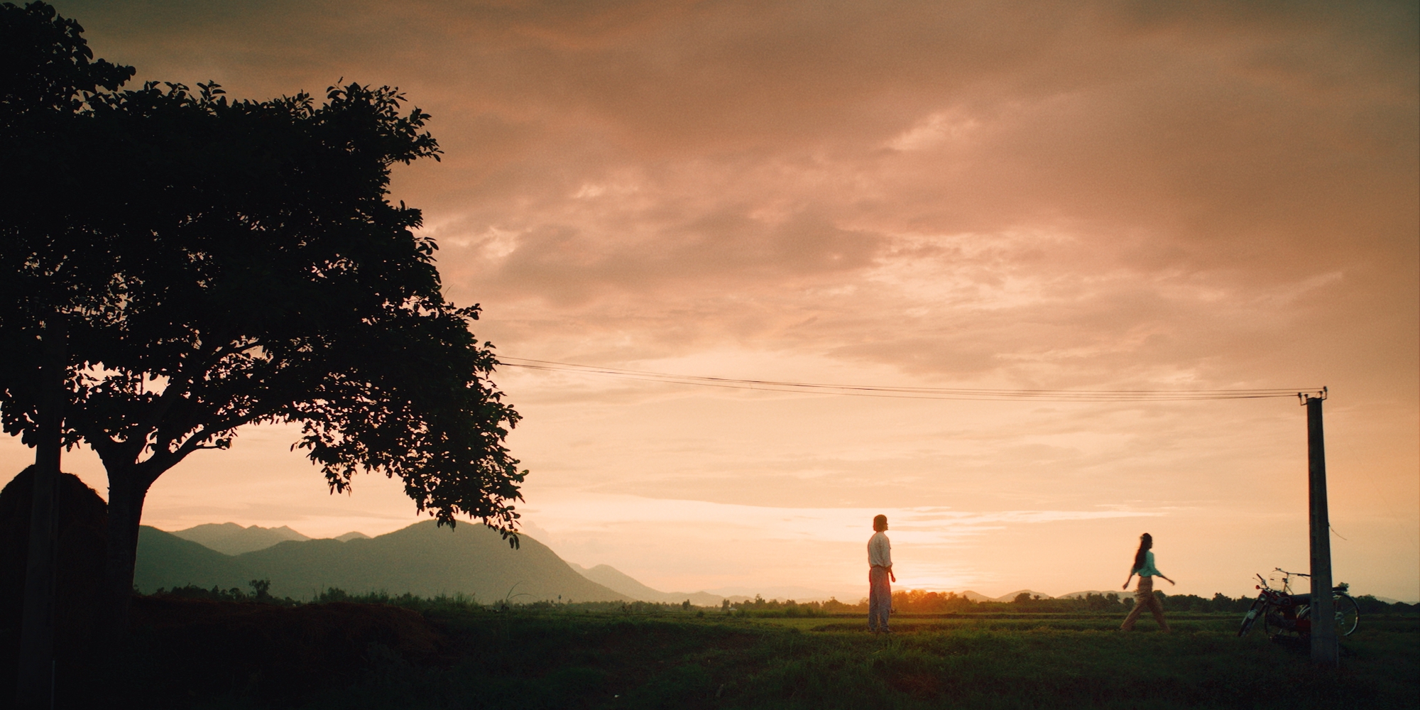 Hẹn Em Ng&agrave;y Nhật Thực: Nhẹ nh&agrave;ng m&agrave; day dứt, c&agrave;ng xem c&agrave;ng đau- Ảnh 2.