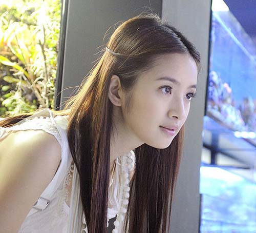 Gương mặt l&atilde;o h&oacute;a qu&aacute; nhanh của "nữ thần thanh xu&acirc;n" L&acirc;m Y Thần- Ảnh 6.