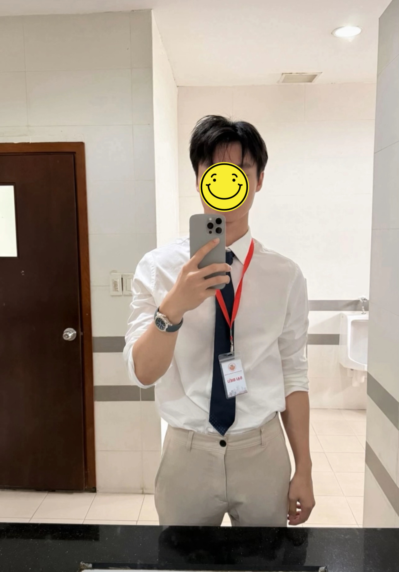 Ch&acirc;n dung 4 ch&agrave;ng trai được "đẩy thuyền" với Lọ Lem: Điểm chung l&agrave; gi&agrave;u, tiếp theo l&agrave; g&igrave;?- Ảnh 3.