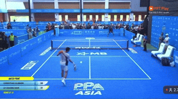 Tranh c&atilde;i &lsquo;nảy lửa&rsquo; pha b&oacute;ng gi&uacute;p L&yacute; Ho&agrave;ng Nam hạ tay vợt Top 4 thế giới: In hay Out, ai mới đ&uacute;ng?&rdquo;- Ảnh 1.