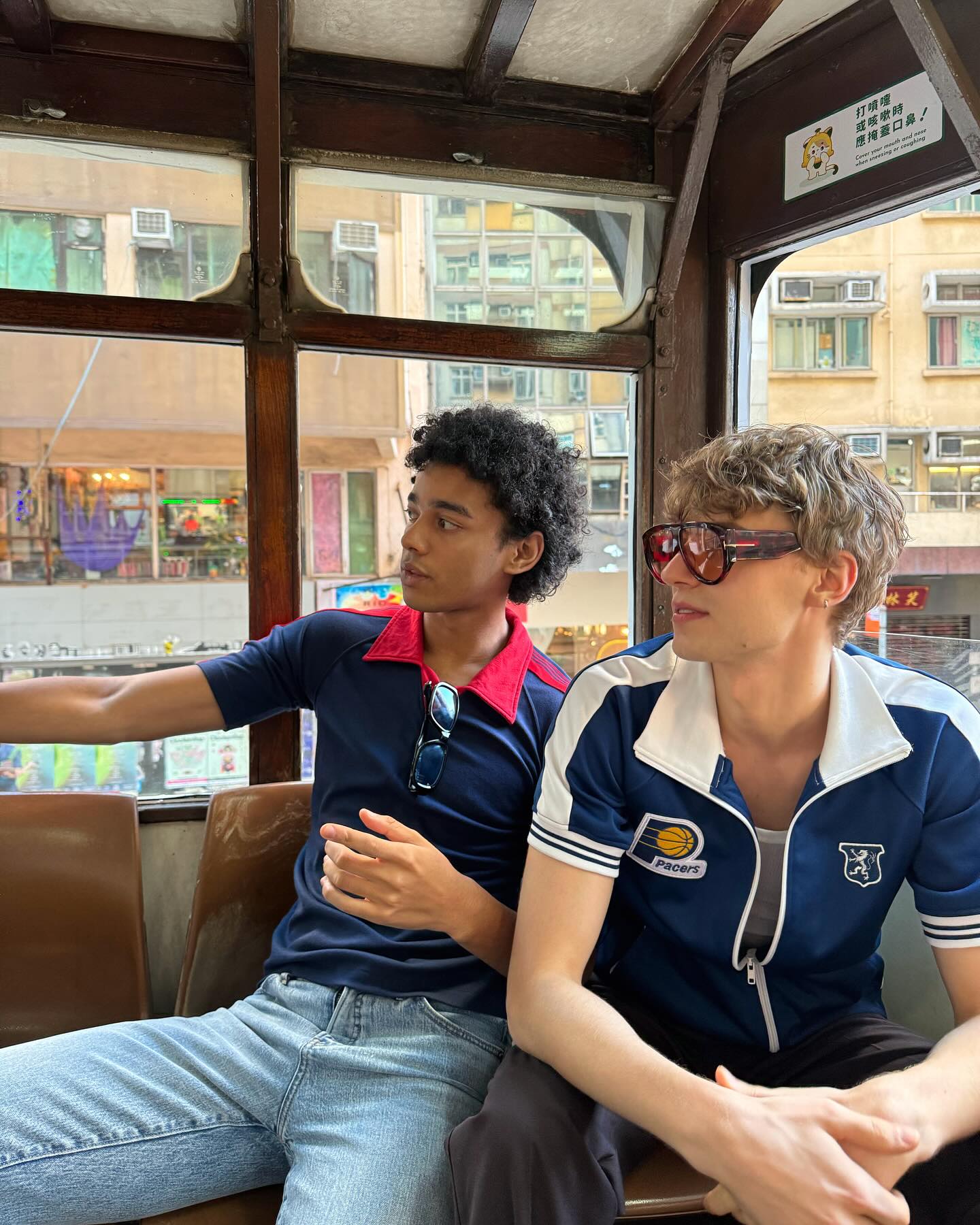 Danh t&iacute;nh 2 kh&aacute;ch T&acirc;y rủ nhau đến Việt Nam, quay cảnh ở Cao Bằng đẹp như phim điện ảnh- Ảnh 11.