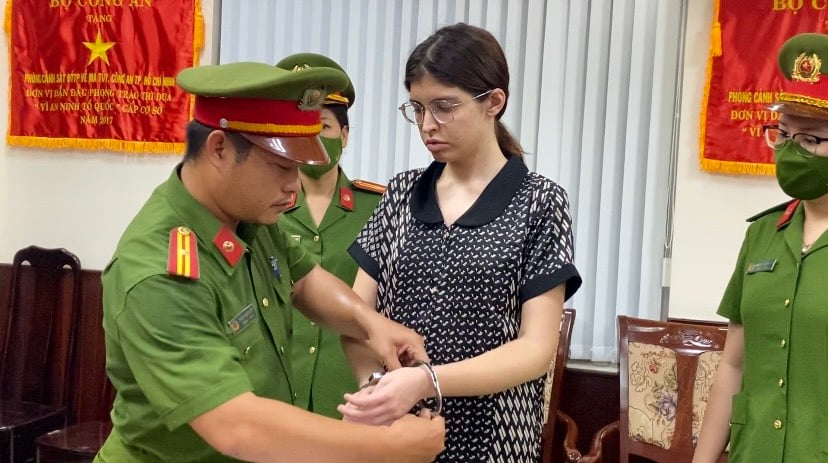 Lộ diện những bữa tiệc “ma túy” của ca sĩ Chi Dân, người mẫu An Tây- Ảnh 3. Lộ diện những bữa tiệc “ma túy” của ca sĩ Chi Dân, người mẫu An Tây- Ảnh 3.