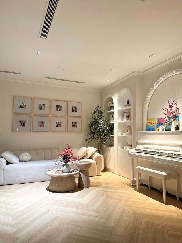 Hoa hậu Việt đầu ti&ecirc;n l&agrave;m d&acirc;u h&agrave;o m&ocirc;n, l&ecirc;n xe hoa năm 26 tuổi: Sở hữu loạt BĐS hạng sang, sống như tiểu thư đời thực- Ảnh 9.