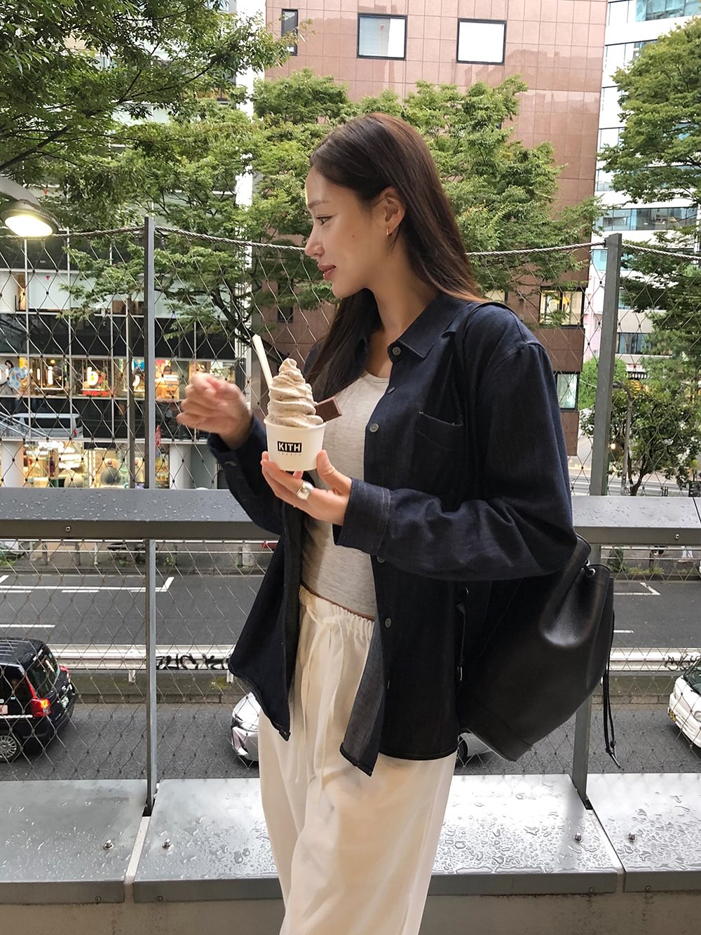 4 mẫu &aacute;o sơ mi hack tuổi tốt nhất, mặc tới c&ocirc;ng sở vẫn chuẩn thanh lịch- Ảnh 10.