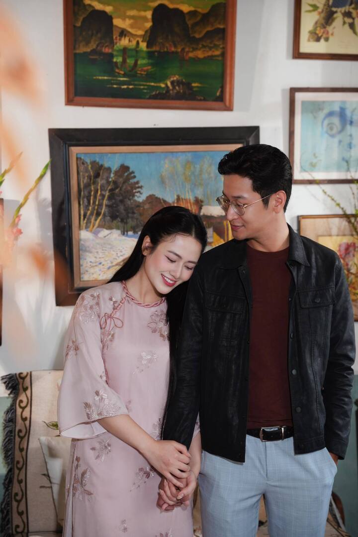 Đời thực của Ph&oacute; gi&aacute;m đốc đang bị gh&eacute;t tr&ecirc;n phim giờ v&agrave;ng VTV- Ảnh 4.