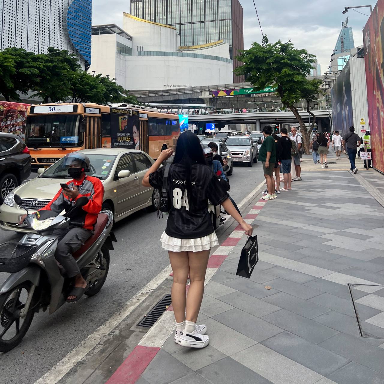 Từ th&aacute;ng 4, kh&aacute;ch Việt đi Th&aacute;i Lan cẩn thận bị nộp phạt tiền triệu v&igrave; 10 quy định mới- Ảnh 2.