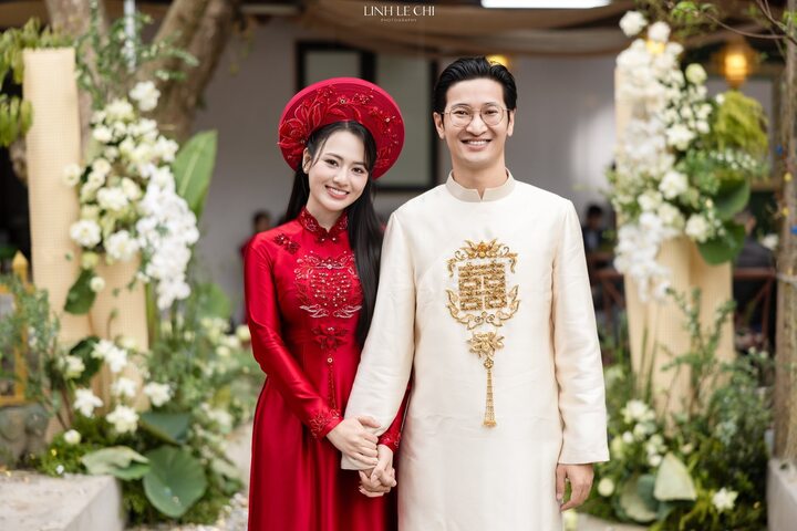 Đời thực của Ph&oacute; gi&aacute;m đốc đang bị gh&eacute;t tr&ecirc;n phim giờ v&agrave;ng VTV- Ảnh 5.