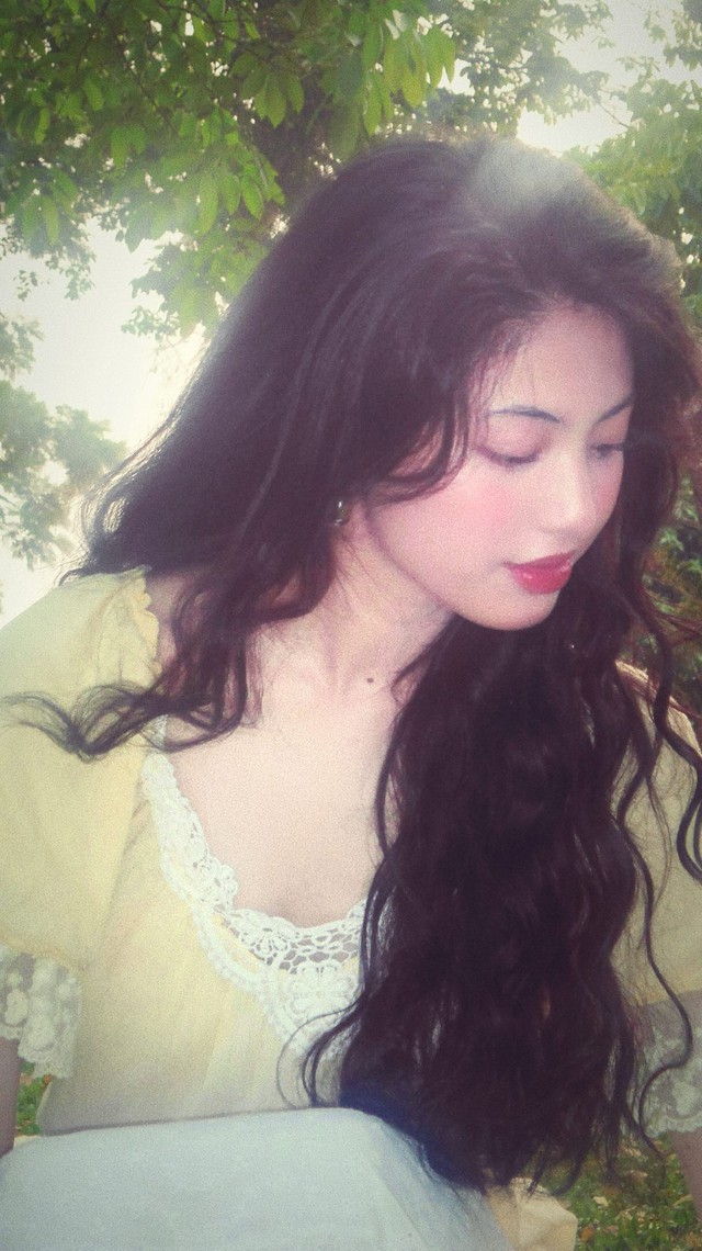 Hơn 27 ngh&igrave;n người thả tim cho bức ảnh chụp vội ở c&ocirc;ng vi&ecirc;n Thống Nhất- Ảnh 3.