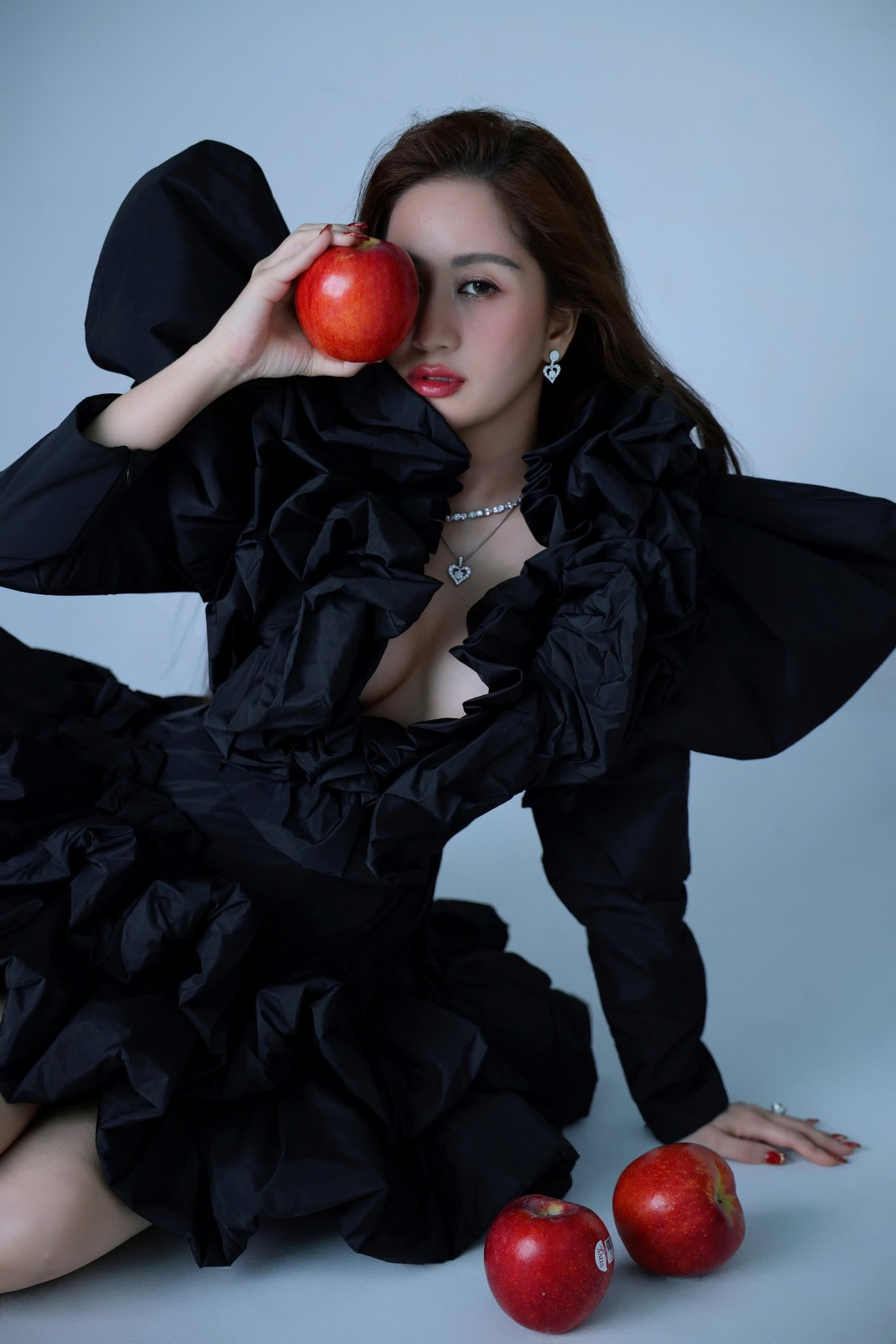 Tuổi 44 của Kh&aacute;nh Thi- Ảnh 2.