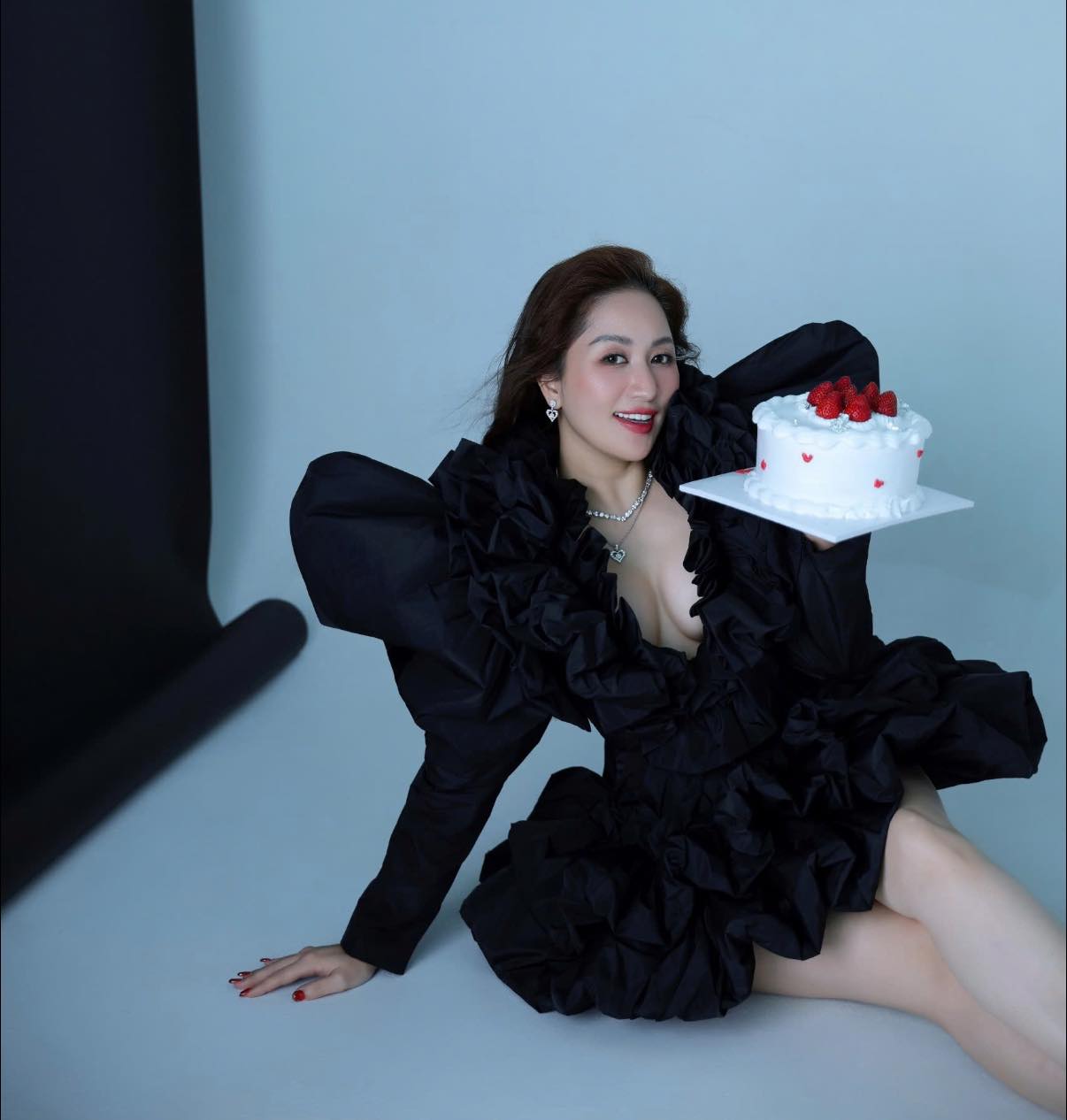 Tuổi 44 của Kh&aacute;nh Thi- Ảnh 3.