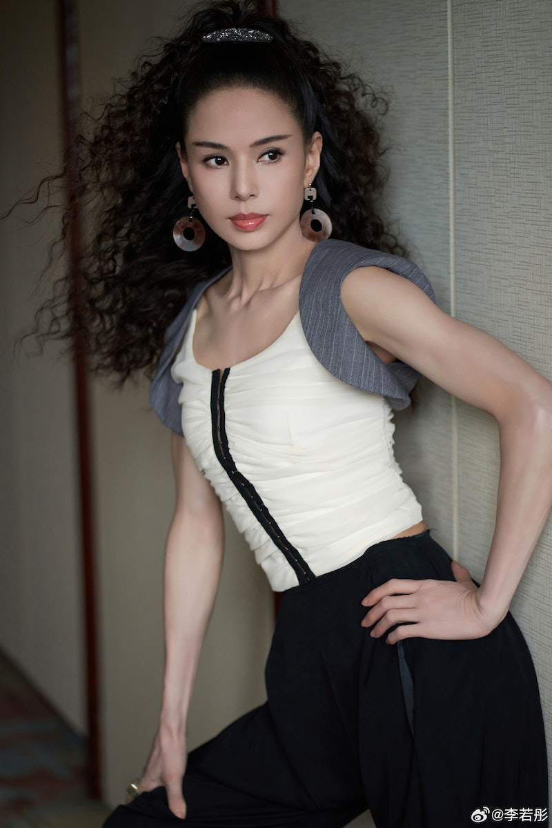 "Tiểu Long Nữ" L&yacute; Nhược Đồng xin lỗi v&igrave; b&ecirc; bối quảng c&aacute;o- Ảnh 2.