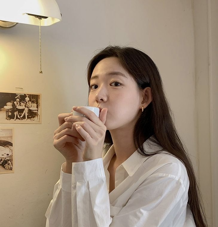 Ai mạnh khỏe hơn giữa người chăm uống nước lọc v&agrave; người chăm uống tr&agrave;? Cứ nh&igrave;n người đ&agrave;n &ocirc;ng n&agrave;y l&agrave; r&otilde;!- Ảnh 4.