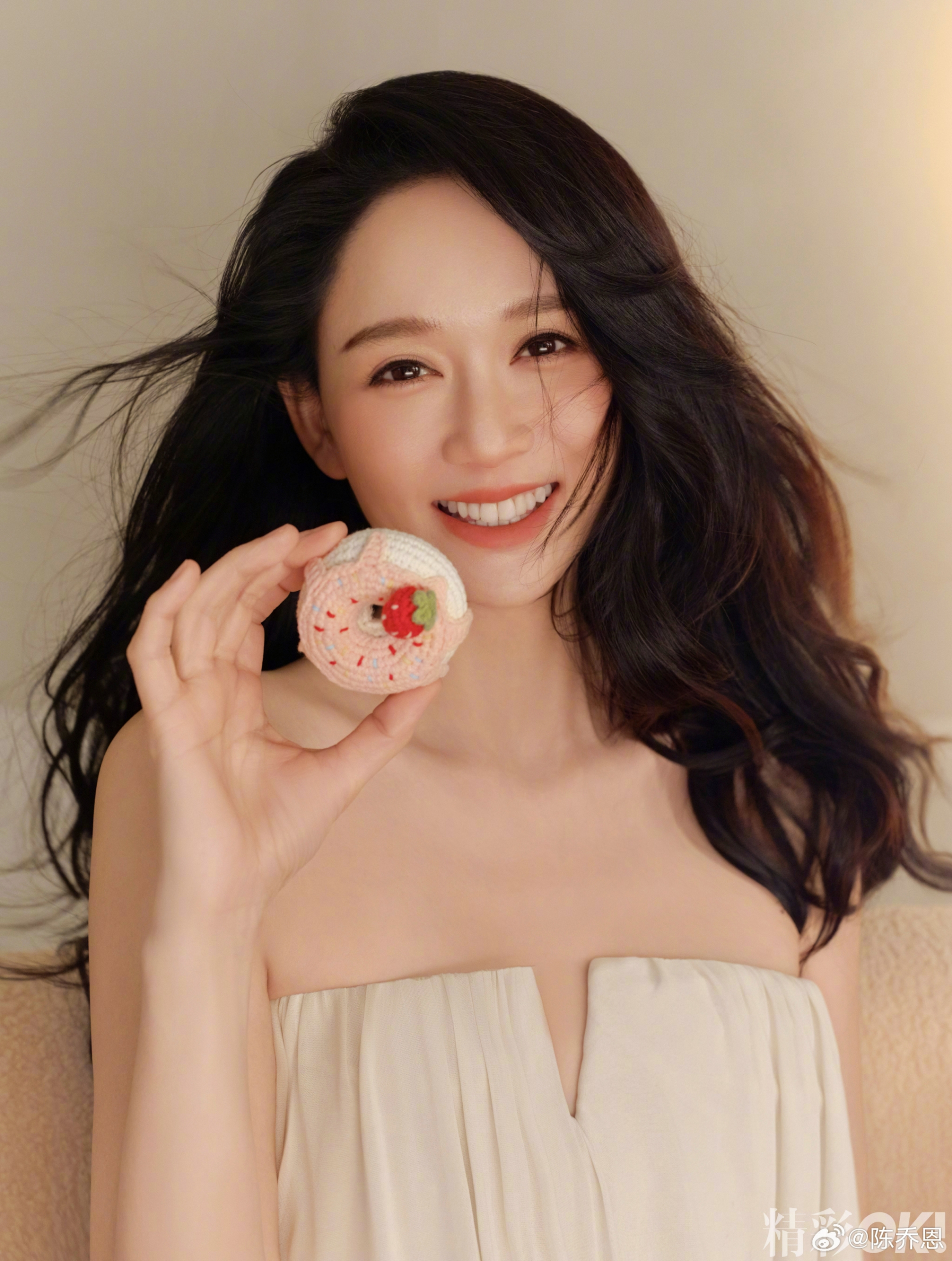 Nhan sắc g&acirc;y sốc của Trần Kiều &Acirc;n khiến 30 triệu người xấu hổ- Ảnh 1.