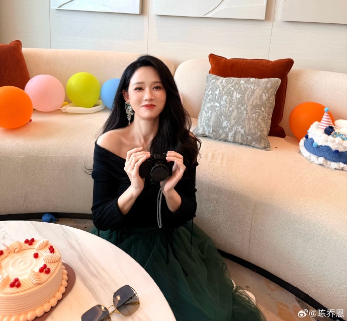 Nhan sắc g&acirc;y sốc của Trần Kiều &Acirc;n khiến 30 triệu người xấu hổ- Ảnh 3.