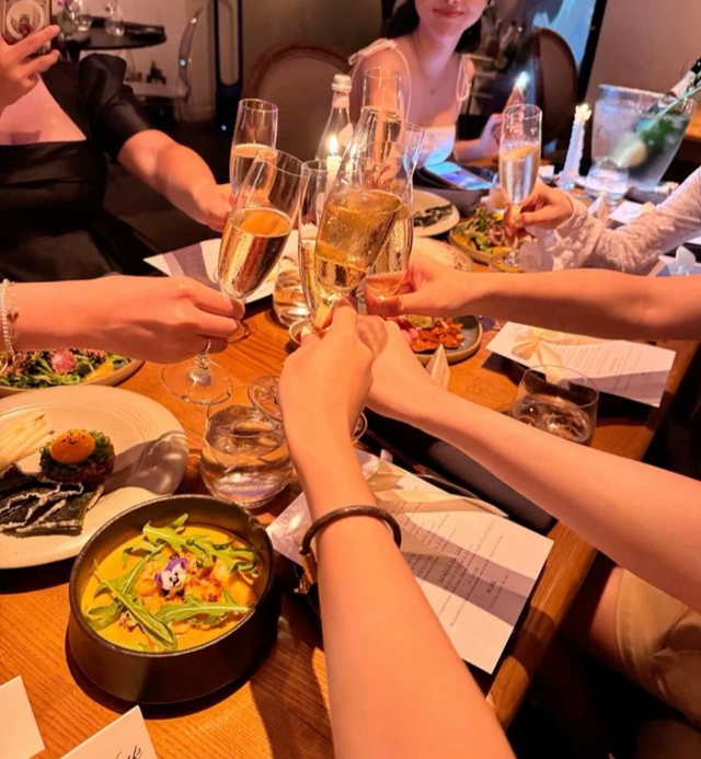 Vụ "chia bill" k&igrave; cục nhất MXH h&ocirc;m nay: H&oacute;a ra sau lưng người y&ecirc;u đ&agrave;n &ocirc;ng c&oacute; thể "kh&ocirc;n lỏi" cỡ n&agrave;y- Ảnh 2.