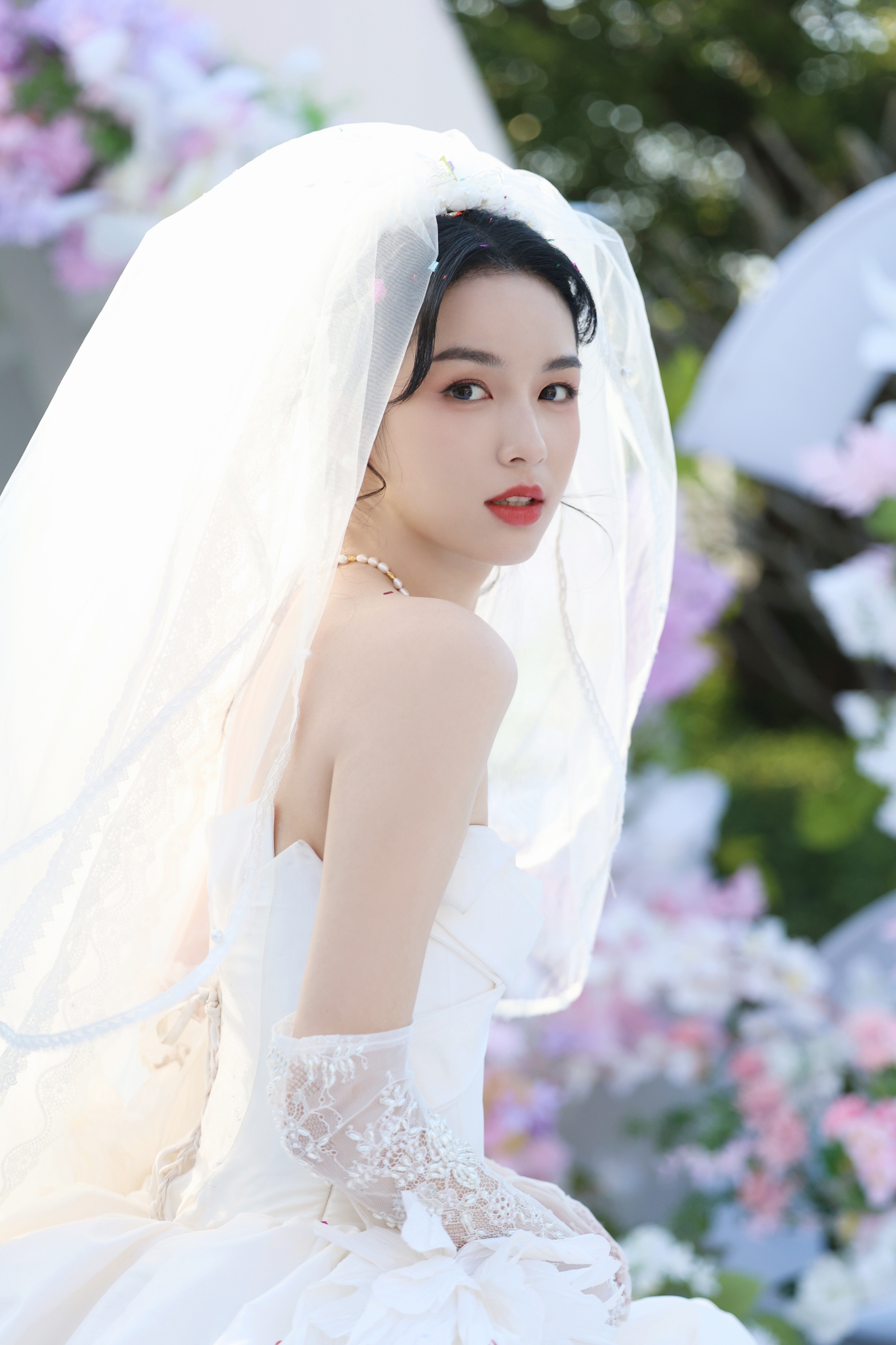 C&ocirc; d&acirc;u đẹp nhất Trung Quốc hiện tại: Sắc v&oacute;c ngọc ng&agrave; vạn người ao ước, l&agrave;n da như được dệt bằng &aacute;nh trăng- Ảnh 6.