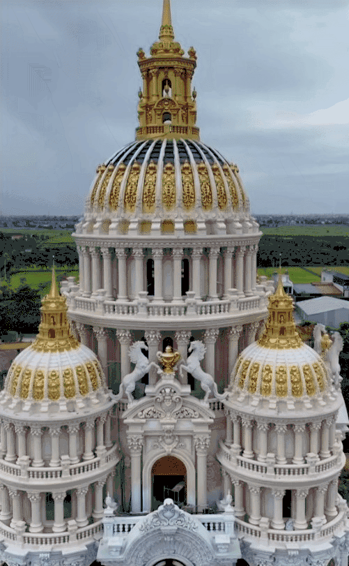 S&aacute;ng nhất Bắc Ninh l&uacute;c n&agrave;y: L&acirc;u đ&agrave;i 300 tỷ k&iacute;n hoa tươi, đ&aacute;m cưới "trong truyền thuyết" ngắm online cũng đủ cho&aacute;ng- Ảnh 5.