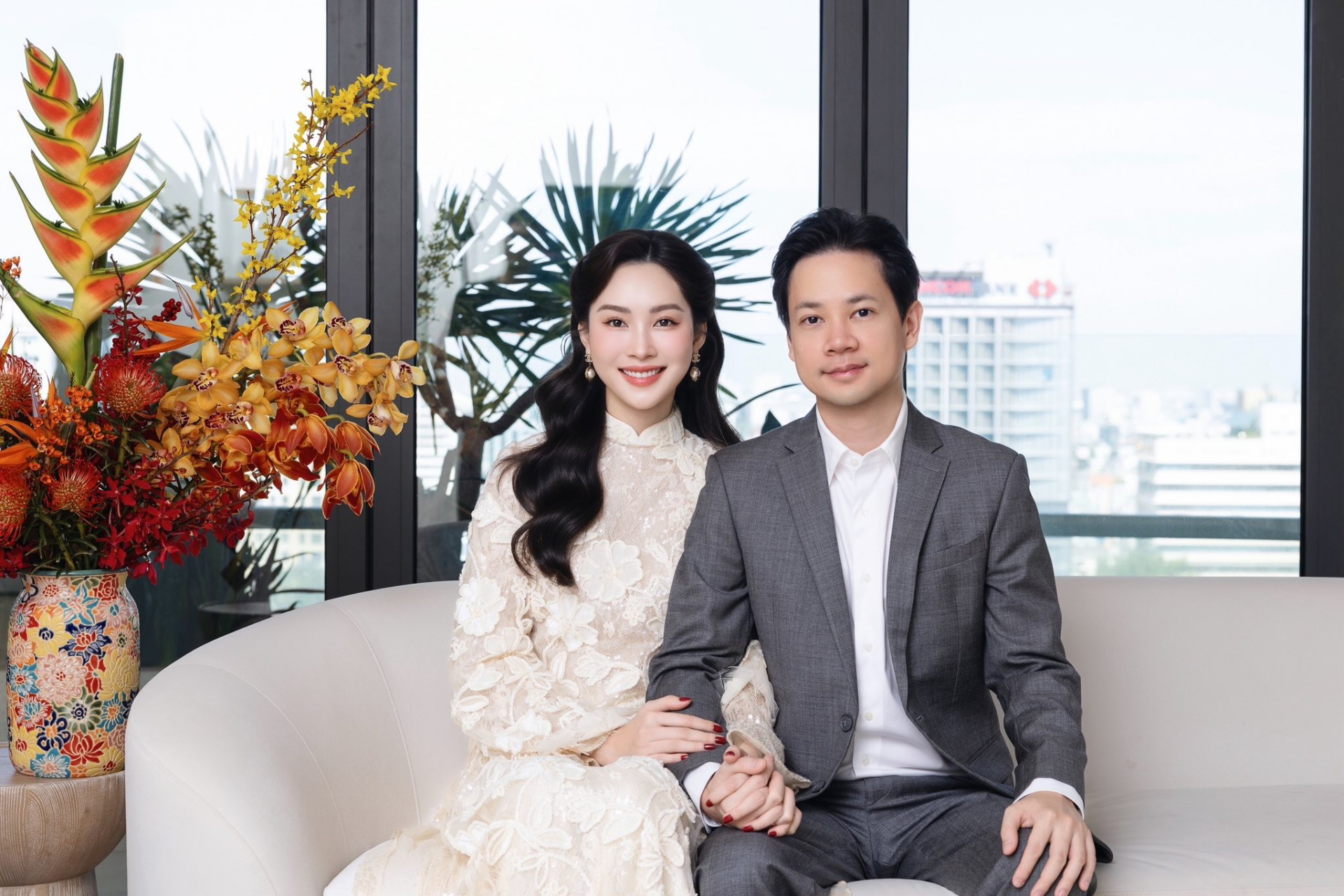 Hoa hậu Việt đầu ti&ecirc;n l&agrave;m d&acirc;u h&agrave;o m&ocirc;n, l&ecirc;n xe hoa năm 26 tuổi: Sở hữu loạt BĐS hạng sang, sống như tiểu thư đời thực- Ảnh 5.