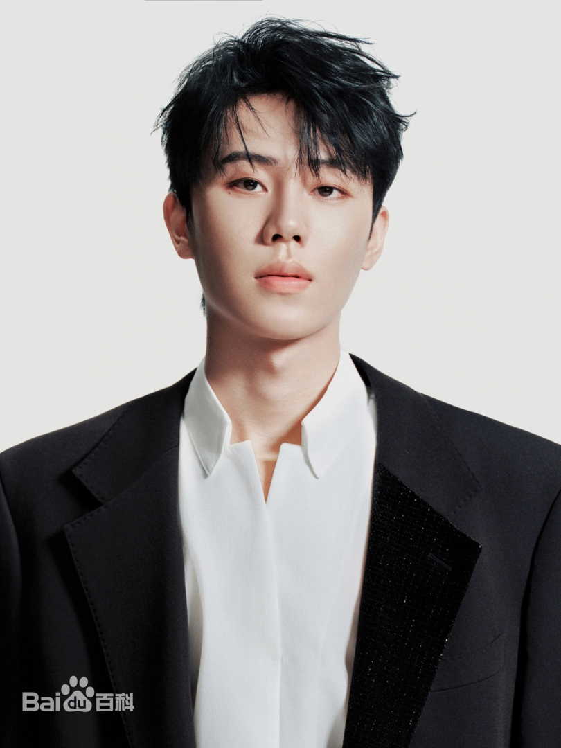 Nam ca sĩ gen Z cao 1m87 b&iacute; mật kết h&ocirc;n rồi ly dị trong v&ograve;ng 1 năm. Cả nước kh&ocirc;ng ai hay biết- Ảnh 4.