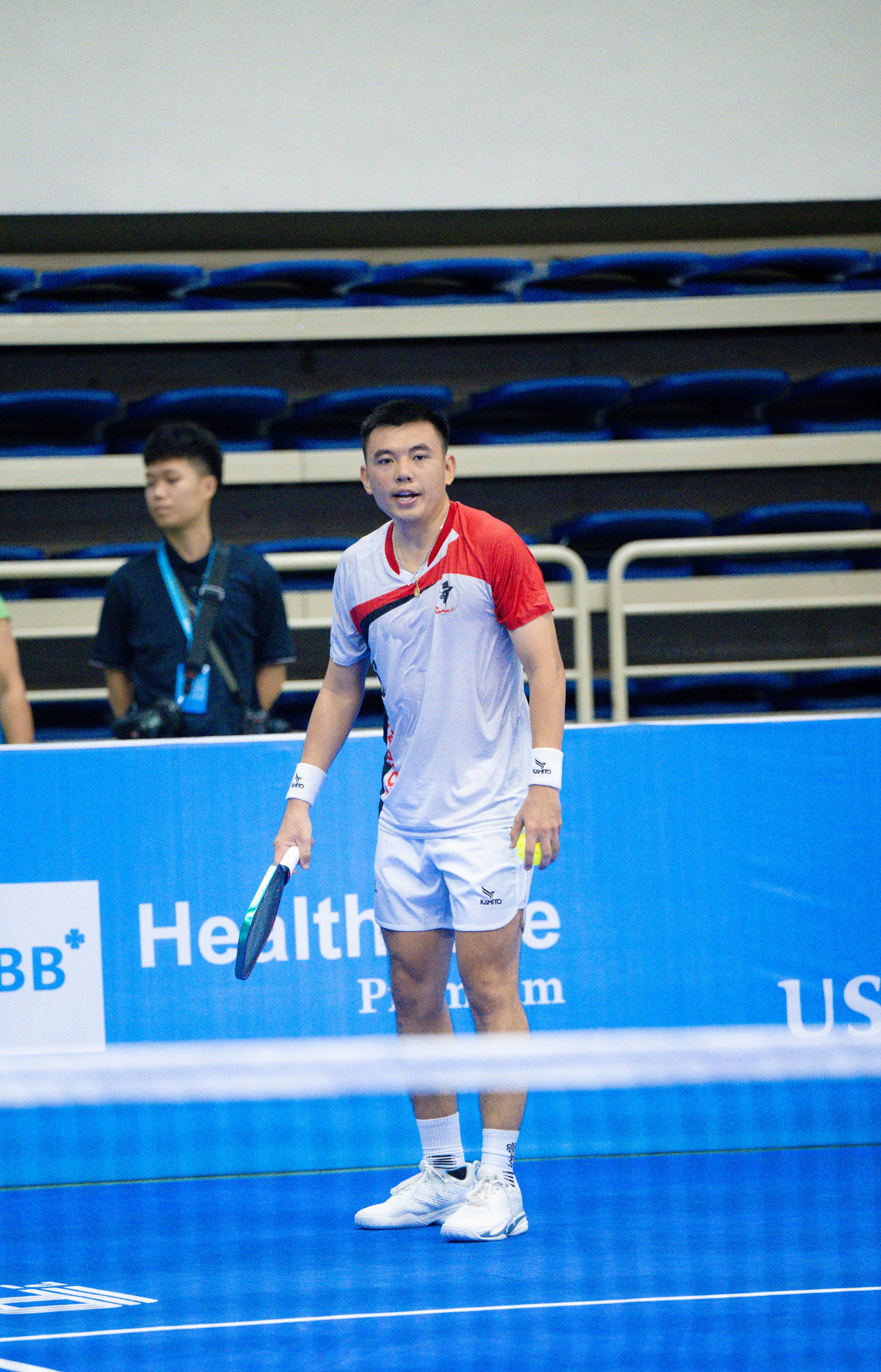 Trọn vẹn khoảnh khắc Lý Hoàng Nam nén đau thi đấu, đánh bại Top 4 PPA Christian Alshon bằng tinh thần chiến binh- Ảnh 6. Trọn vẹn khoảnh khắc Lý Hoàng Nam nén đau thi đấu, đánh bại Top 4 PPA Christian Alshon bằng tinh thần chiến binh- Ảnh 6.