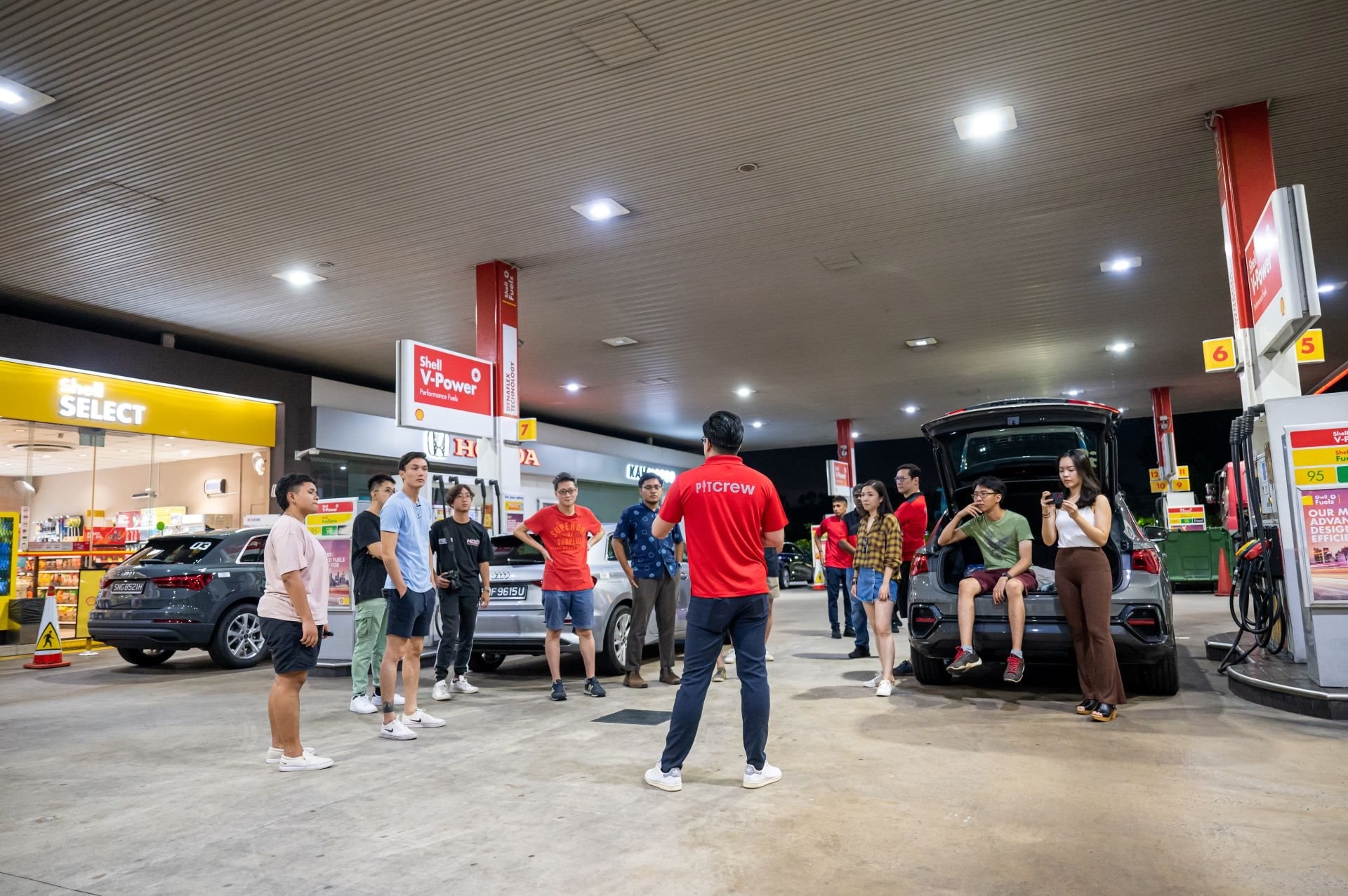 Gi&aacute; xăng dầu Th&aacute;i Lan tiếp tục tăng mạnh, c&oacute; loại &aacute;p s&aacute;t mốc 50.000 đồng/l&iacute;t- Ảnh 1.