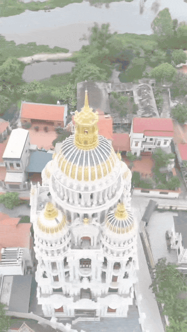 S&aacute;ng nhất Bắc Ninh l&uacute;c n&agrave;y: L&acirc;u đ&agrave;i 300 tỷ k&iacute;n hoa tươi, đ&aacute;m cưới "trong truyền thuyết" ngắm online cũng đủ cho&aacute;ng- Ảnh 7.