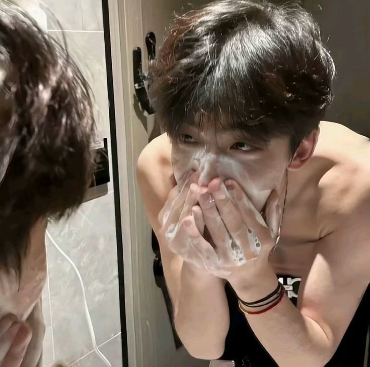 Ch&agrave;ng trai ngo&agrave;i 20 tuổi bị s&ugrave;i m&agrave;o g&agrave; khẳng định chưa từng l&agrave;m "chuyện ấy", b&aacute;c sĩ tiết lộ "b&iacute; mật" từ ph&ograve;ng tập gym- Ảnh 4.