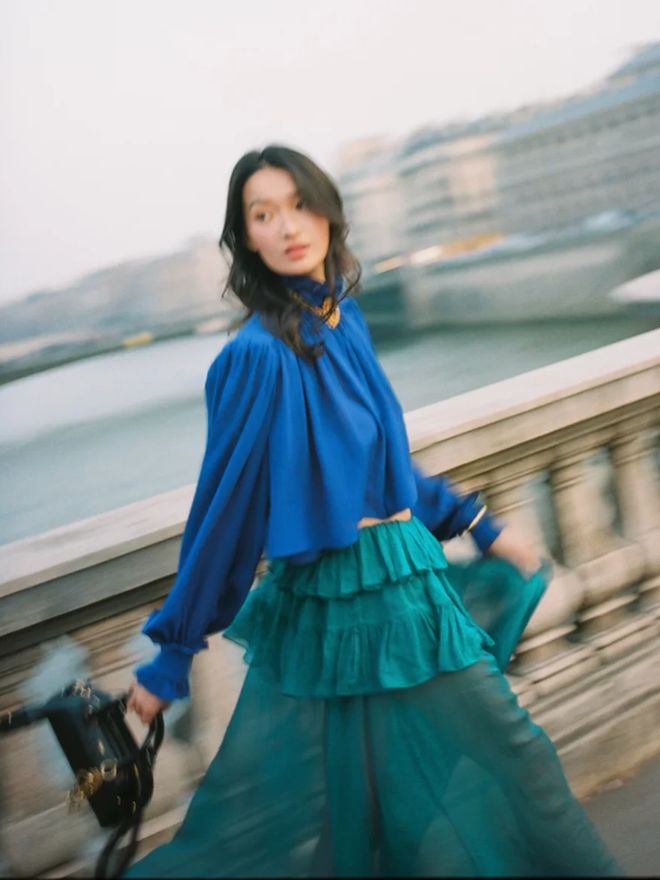 Tưởng "sến sẩm" nhưng đ&acirc;y lại l&agrave; chi tiết cứu rỗi mọi v&oacute;c d&aacute;ng, l&agrave;m khuynh đảo tủ đồ nhất năm 2026- Ảnh 4.