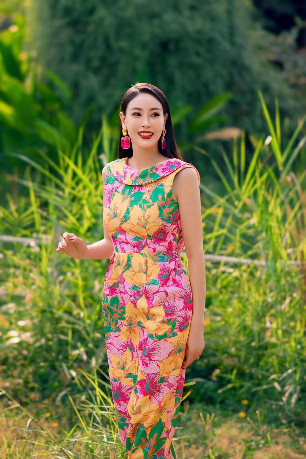 Mỹ nh&acirc;n Việt 16 tuổi đăng quang hoa hậu, 31 tuổi t&aacute;i h&ocirc;n với chồng đại gia: Sống xa hoa trong si&ecirc;u biệt thự 400 tỷ- Ảnh 1.