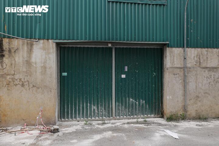 Cận cảnh l&ograve; mổ tuồn gần 300 tấn lợn bệnh v&agrave;o trường học, chợ đầu mối ở H&agrave; Nội- Ảnh 15.