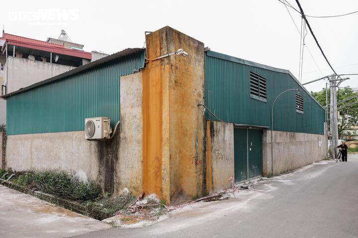 Cận cảnh l&ograve; mổ tuồn gần 300 tấn lợn bệnh v&agrave;o trường học, chợ đầu mối ở H&agrave; Nội- Ảnh 14.