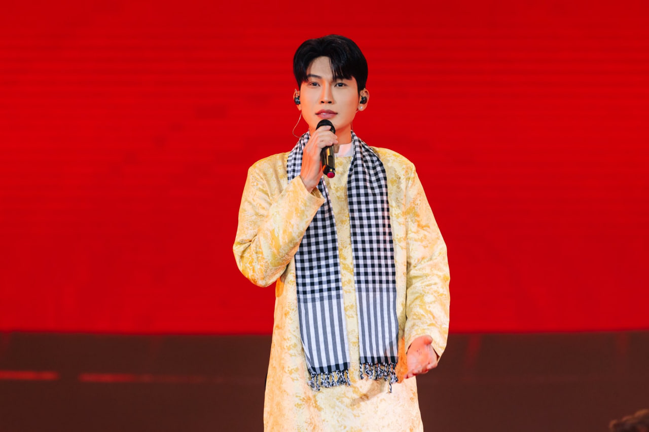 Cover b&agrave;i mới của H&ugrave;ng Huỳnh, nam ca sĩ khiến cả c&otilde;i mạng tranh c&atilde;i: Hay hơn bản gốc l&agrave; được- Ảnh 8.