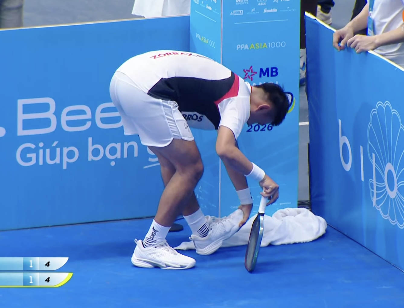 Trọn vẹn khoảnh khắc Lý Hoàng Nam nén đau thi đấu, đánh bại Top 4 PPA Christian Alshon bằng tinh thần chiến binh- Ảnh 1. Trọn vẹn khoảnh khắc Lý Hoàng Nam nén đau thi đấu, đánh bại Top 4 PPA Christian Alshon bằng tinh thần chiến binh- Ảnh 1.