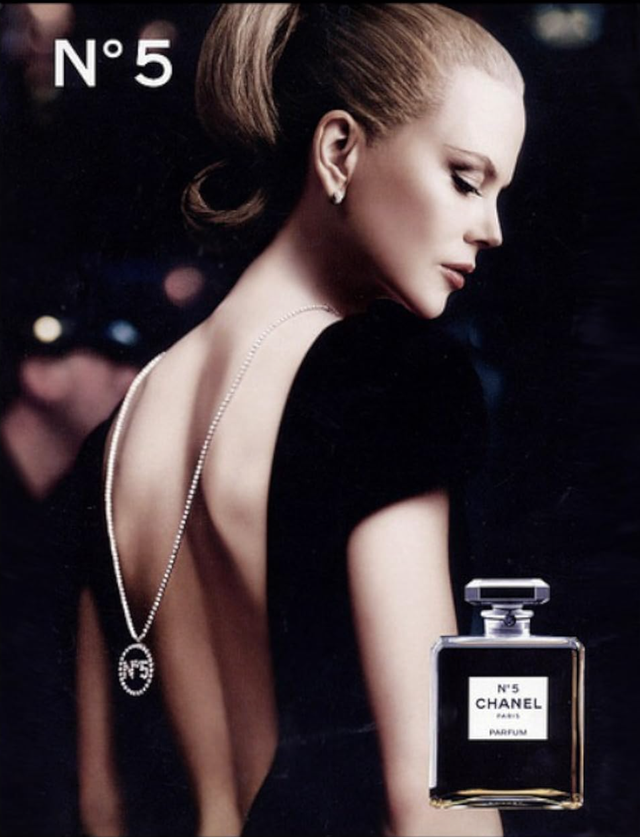 Mỹ nh&acirc;n t&oacute;c v&agrave;ng chưa bao giờ th&ocirc;i n&oacute;ng bỏng: 3 lần co-chair Met Gala, mặc chiếc v&aacute;y 50 tỷ v&agrave; tr&uacute;ng bản hợp đồng đắt nhất thế giới- Ảnh 9.