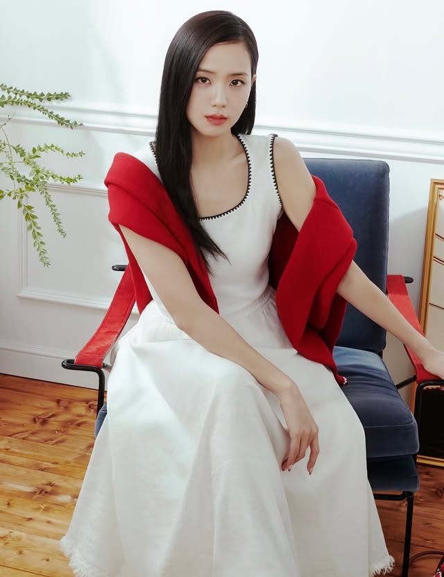 "Ph&uacute; b&agrave;" Jisoo (BLACKPINK) tậu nh&agrave; 132 tỷ đồng ở Mỹ?- Ảnh 5.