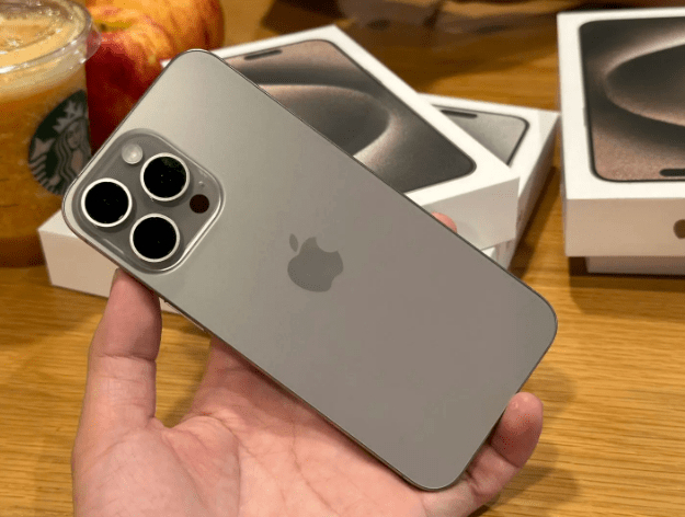 5 mẫu iPhone cũ gi&aacute; chạm đ&aacute;y th&aacute;ng 4/2026- Ảnh 1.