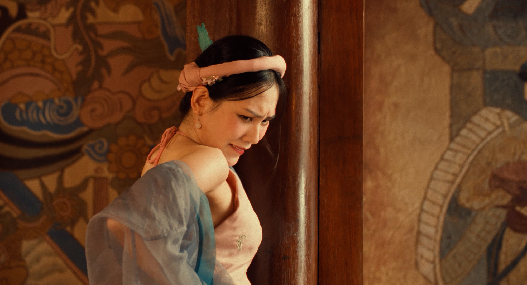 Việt Nam mới c&oacute; 1 mỹ nh&acirc;n cổ trang xinh đ&aacute;o để: H&agrave;o quang từ đầu đến ch&acirc;n, lả lướt mướt mắt v&ocirc; c&ugrave;ng- Ảnh 3.