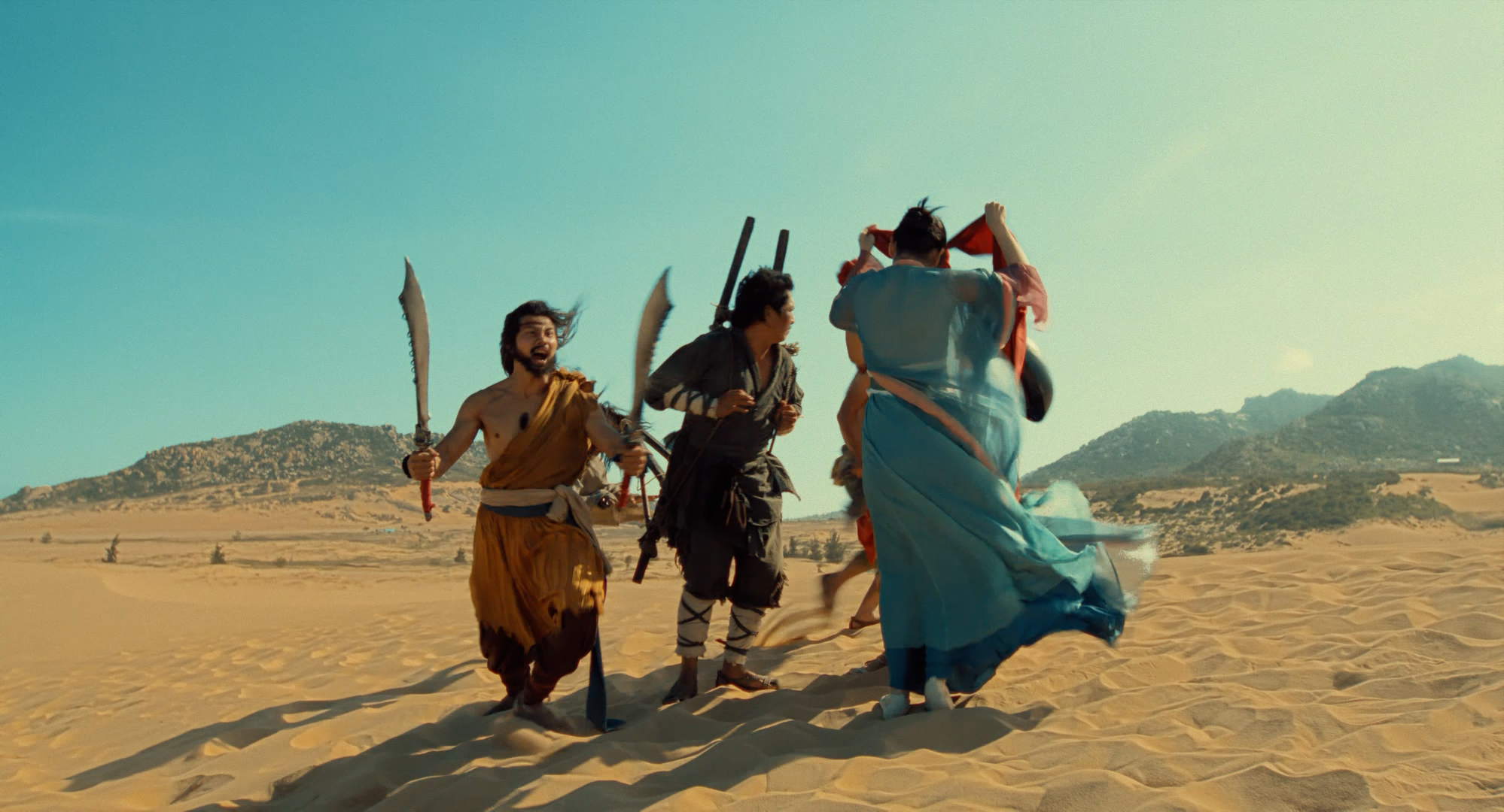 Việt Nam mới c&oacute; 1 mỹ nh&acirc;n cổ trang xinh đ&aacute;o để: H&agrave;o quang từ đầu đến ch&acirc;n, lả lướt mướt mắt v&ocirc; c&ugrave;ng- Ảnh 6.