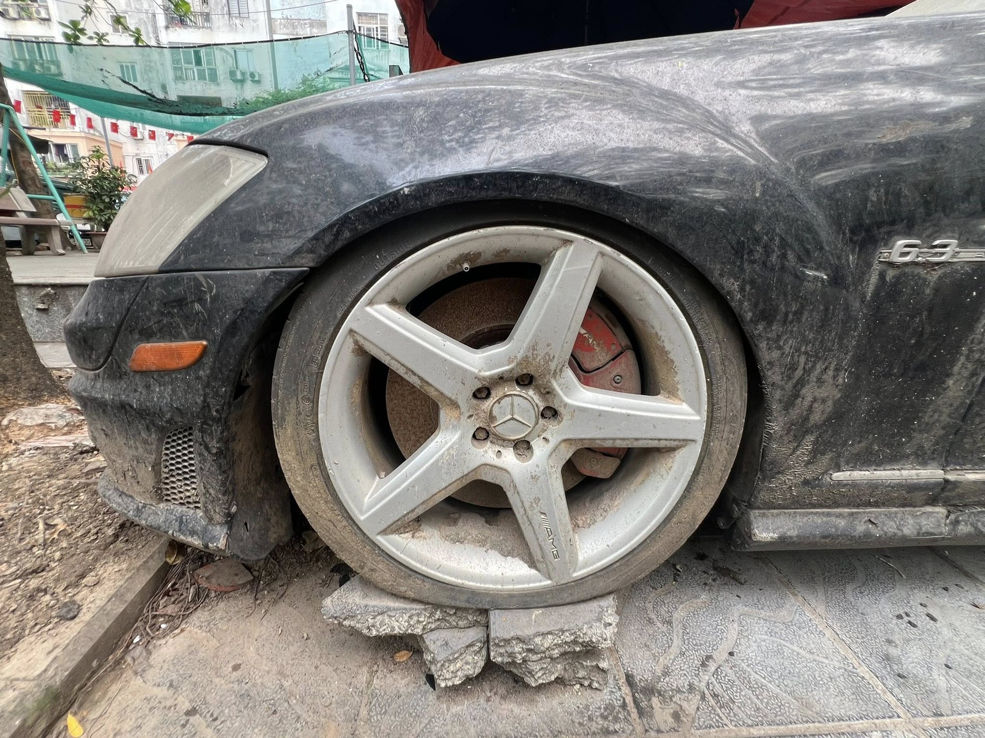 Đ&acirc;y l&agrave; số tiền phải trả nếu muốn mua một chiếc Mercedes-Benz S 63 AMG giống chiếc vừa bị &lsquo;cẩu&rsquo; tại H&agrave; Nội- Ảnh 6.