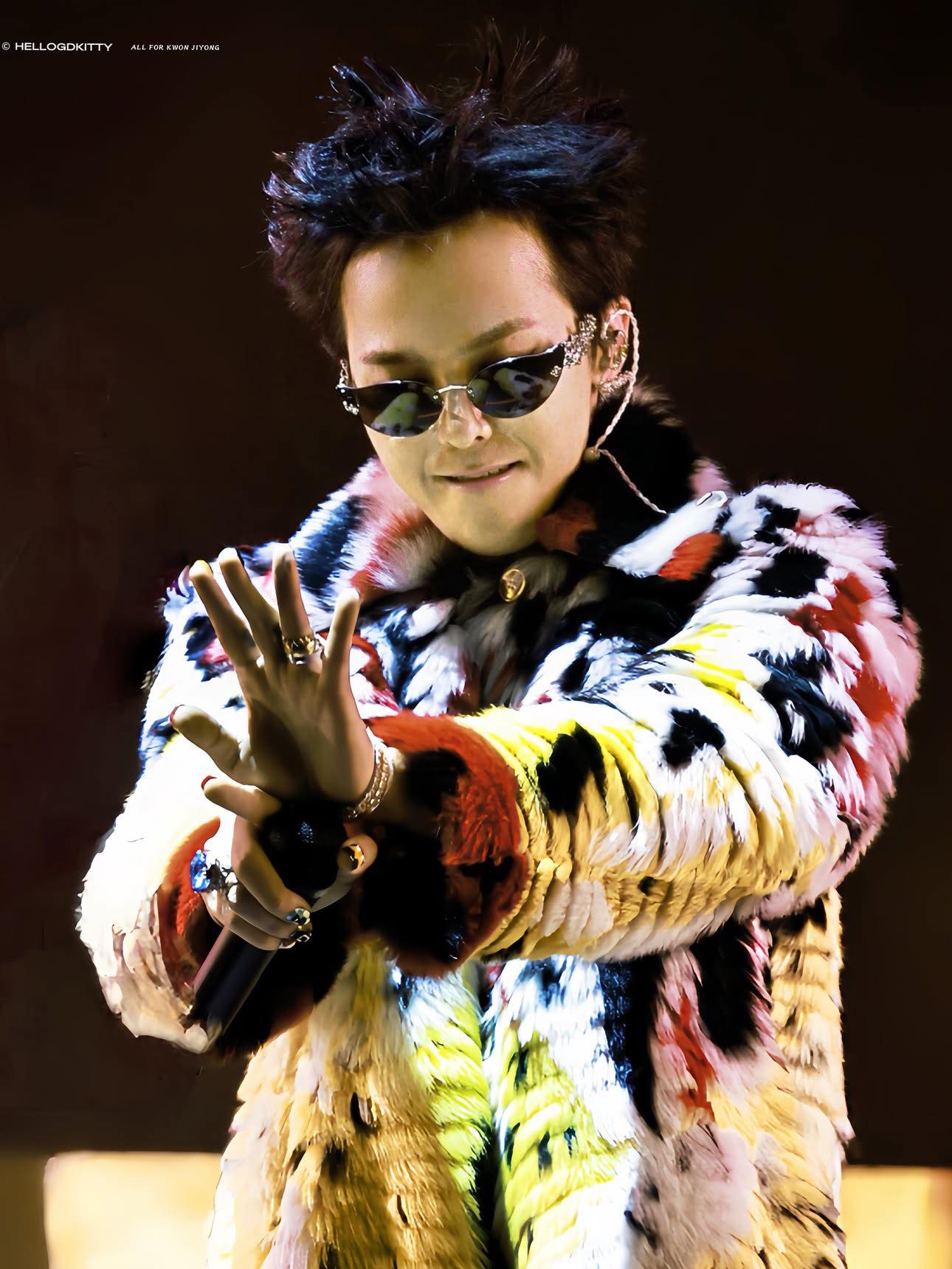 BIGBANG kết m&agrave;n Coachella 2026: Biển 80 ngh&igrave;n người b&ugrave;ng nổ, loạt hit huyền thoại trả lời cho cả thế giới biết như thế n&agrave;o l&agrave; Kpop! - Ảnh 9.