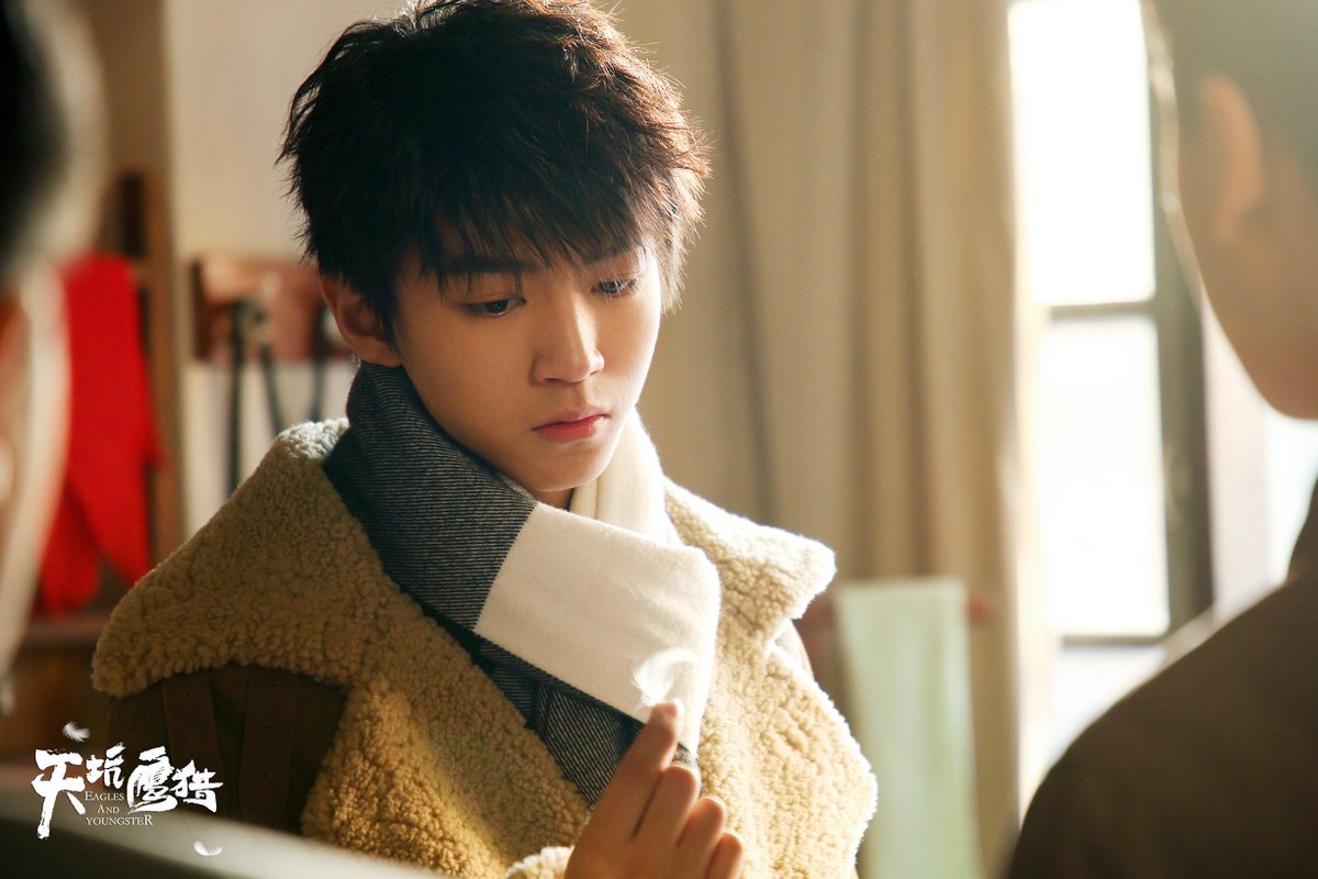 10 mỹ nam diễn dở nhất Trung Quốc: Trương Lăng H&aacute;ch xếp thứ 2, hạng 1 cả đời mang danh &ldquo;mặt liệt&rdquo;- Ảnh 8.