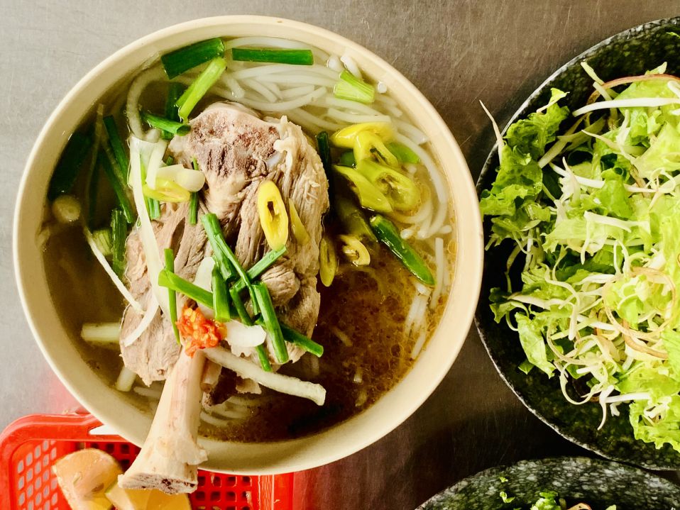 Đập tan định kiến đất đỏ bụi m&ugrave;, đ&ocirc; thị duy nhất T&acirc;y Nguy&ecirc;n thu hơn 13.000 tỷ đồng nhờ đường hầm cổ thụ xuy&ecirc;n l&ograve;ng phố n&uacute;i- Ảnh 11.