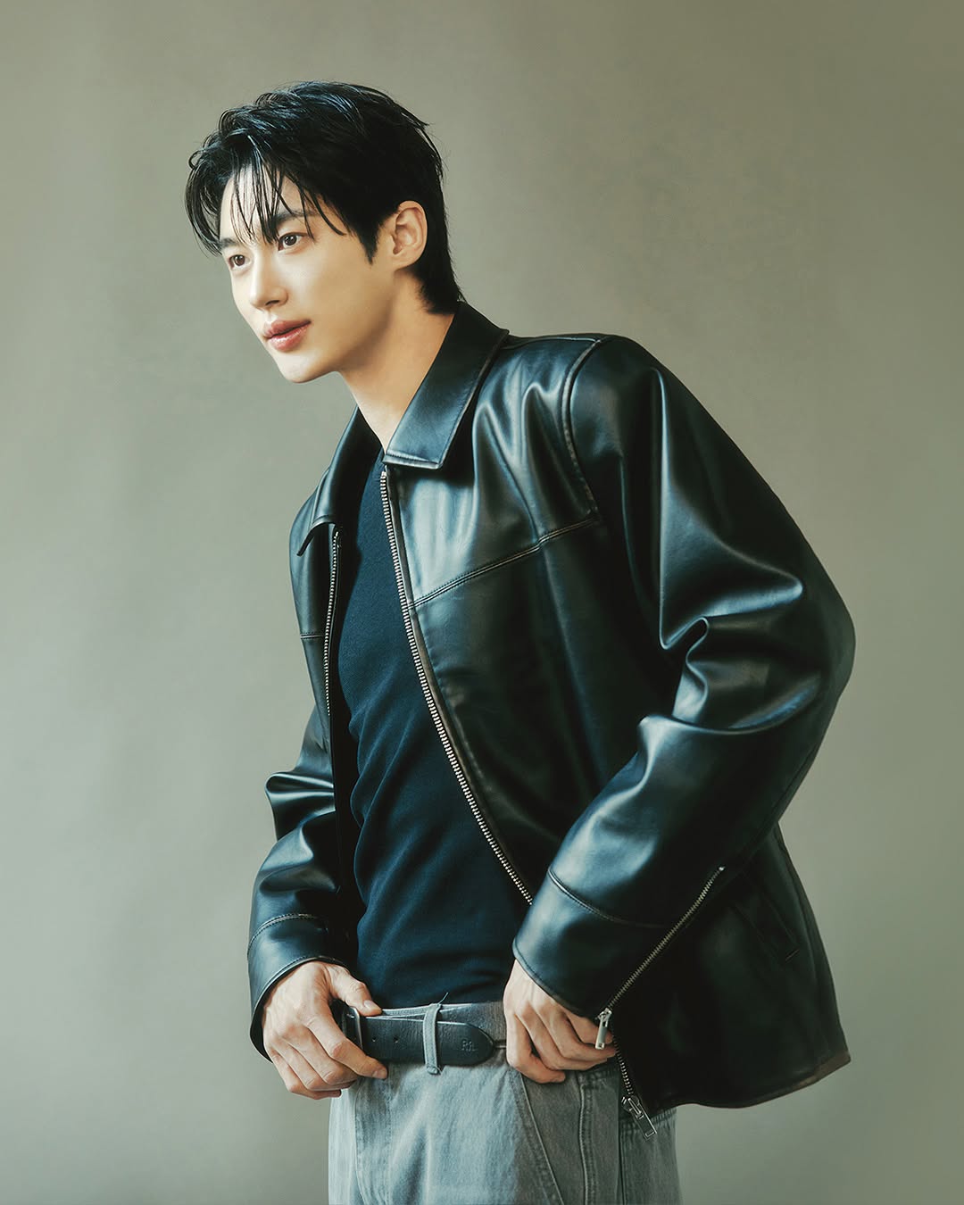 Cặp đ&ocirc;i phim giả t&igrave;nh thật ngầm c&ocirc;ng khai h&uacute;t 2 triệu like: Nh&agrave; trai đẹp v&ocirc; đối đang khiến to&agrave;n cầu ph&aacute;t cuồng- Ảnh 8.