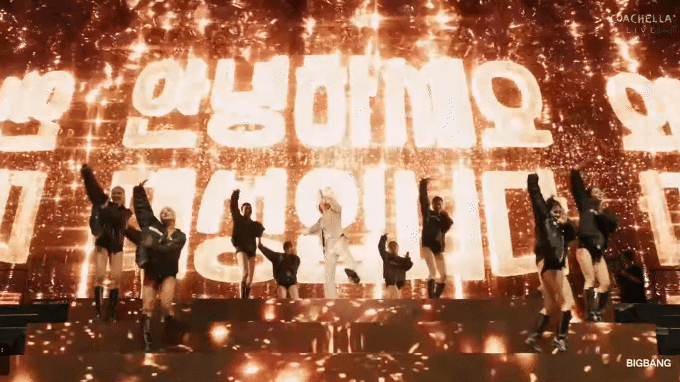 BIGBANG kết m&agrave;n Coachella 2026: Biển 80 ngh&igrave;n người b&ugrave;ng nổ, loạt hit huyền thoại trả lời cho cả thế giới biết như thế n&agrave;o l&agrave; Kpop! - Ảnh 7.