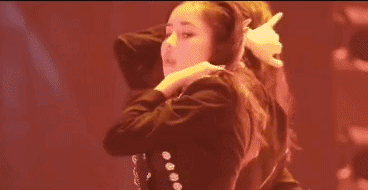 Đồng đội &ldquo;hệ chiến&rdquo; của Trang Ph&aacute;p: Visual ngầu đ&eacute;t, bị tố "t&ograve;m tem" với thầy gi&aacute;o c&oacute; vợ v&agrave; rơi v&agrave;o cảnh thảm hơn 2.300 ng&agrave;y- Ảnh 4.