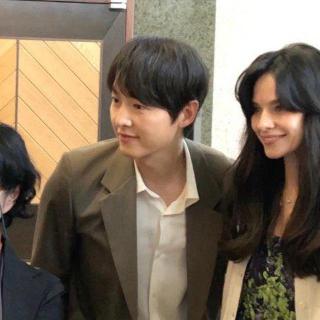 Nhan sắc thật của vợ Song Joong Ki - Ảnh 3.